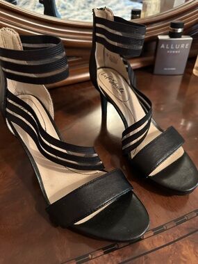 Life Stride Black Strappy Ankle-Heel Sandals